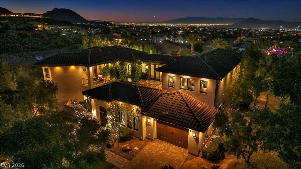 1158 Christian, Henderson, NV 89002
