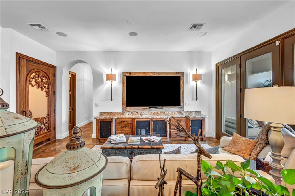 1158 Christian, Henderson, NV 89002