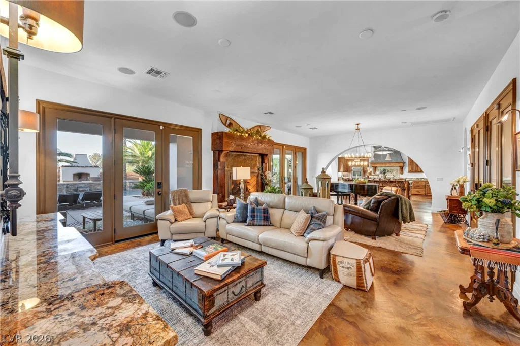 1158 Christian, Henderson, NV 89002