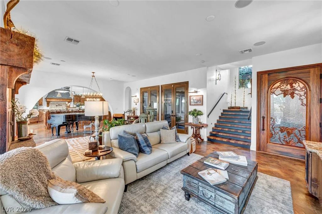 1158 Christian, Henderson, NV 89002