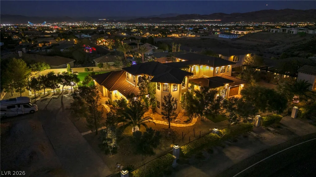 1158 Christian, Henderson, NV 89002