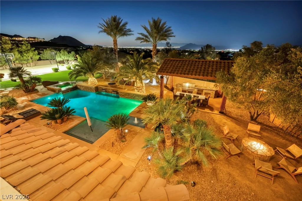 1158 Christian, Henderson, NV 89002
