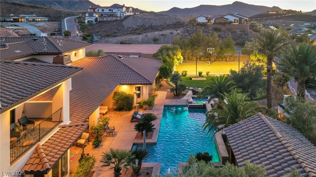 1158 Christian, Henderson, NV 89002