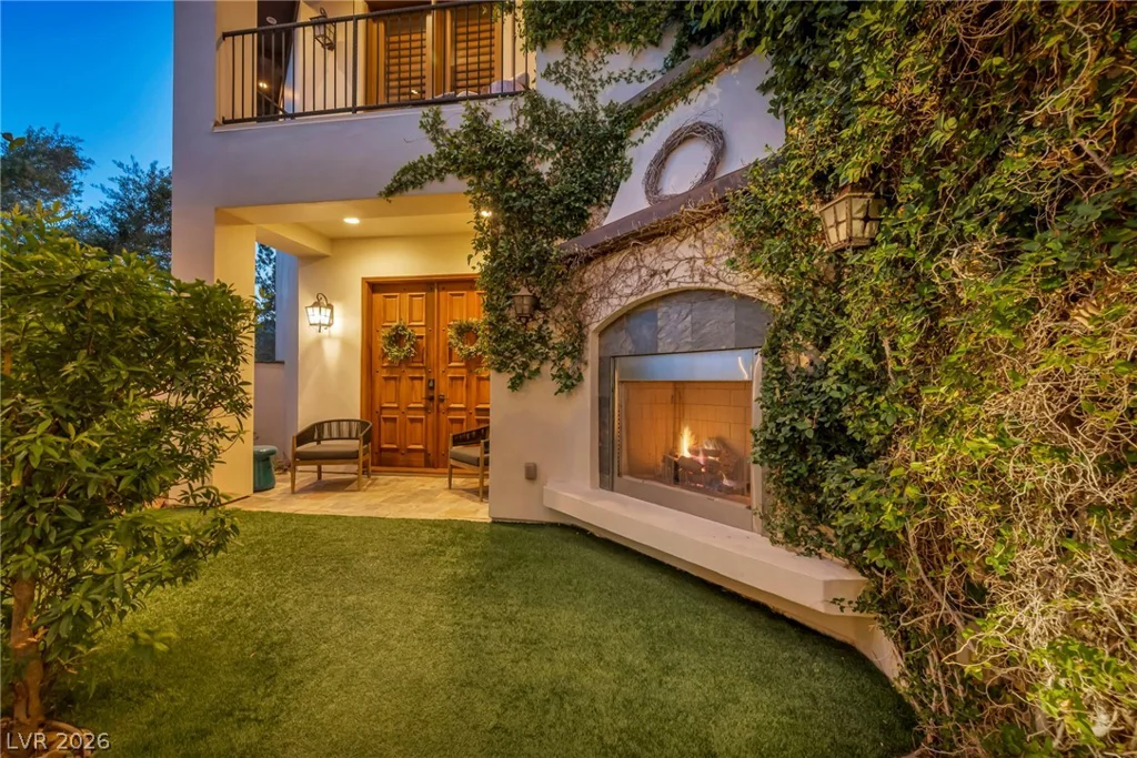 1158 Christian, Henderson, NV 89002
