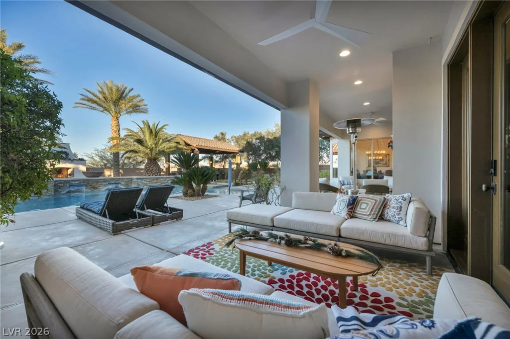 1158 Christian, Henderson, NV 89002
