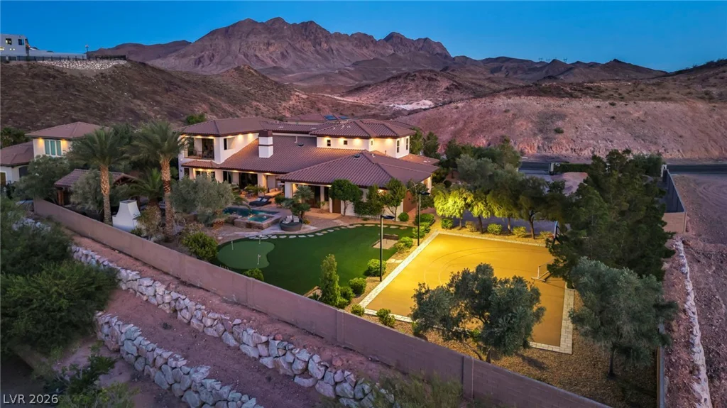 1158 Christian, Henderson, NV 89002