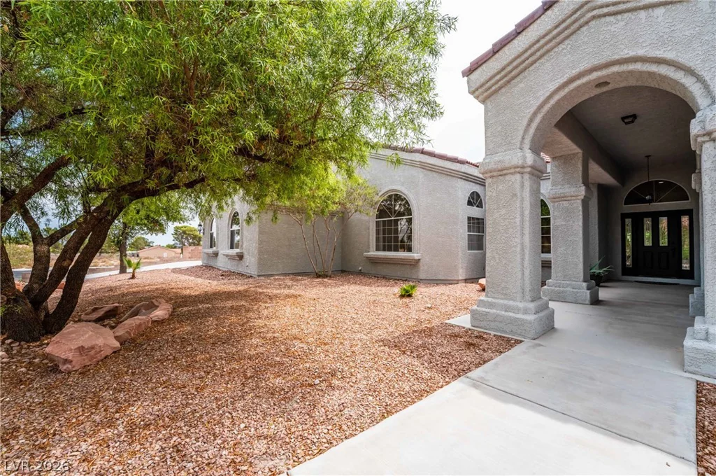 6315 Grand Canyon, Las Vegas, NV 89149