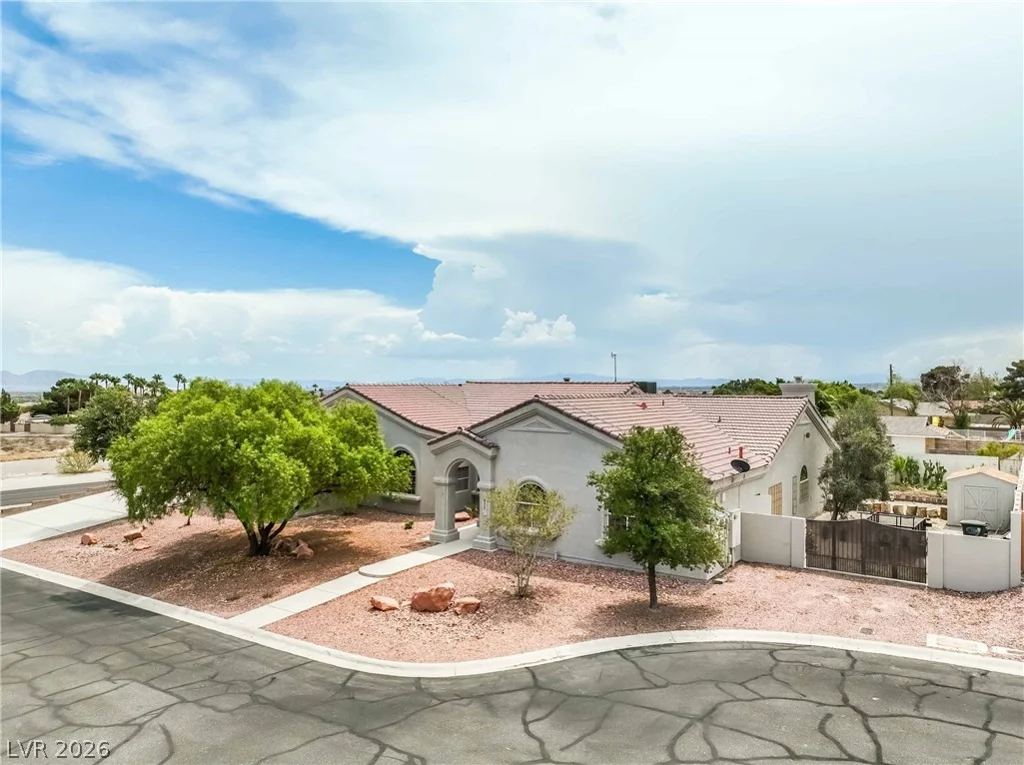 6315 Grand Canyon, Las Vegas, NV 89149