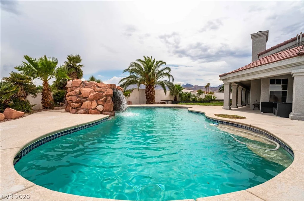 6315 Grand Canyon, Las Vegas, NV 89149