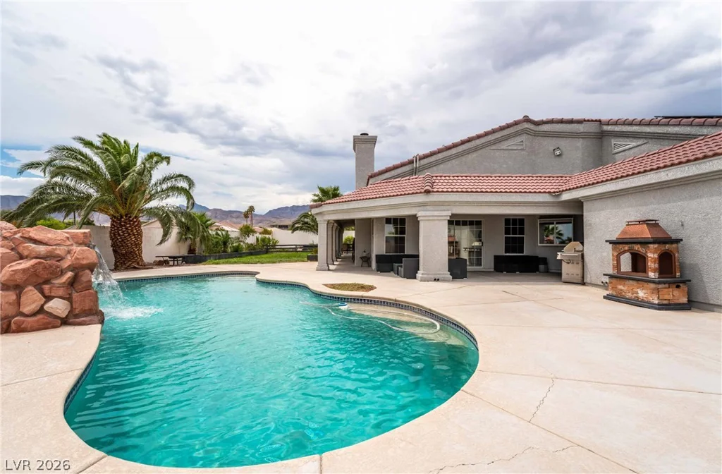 6315 Grand Canyon, Las Vegas, NV 89149