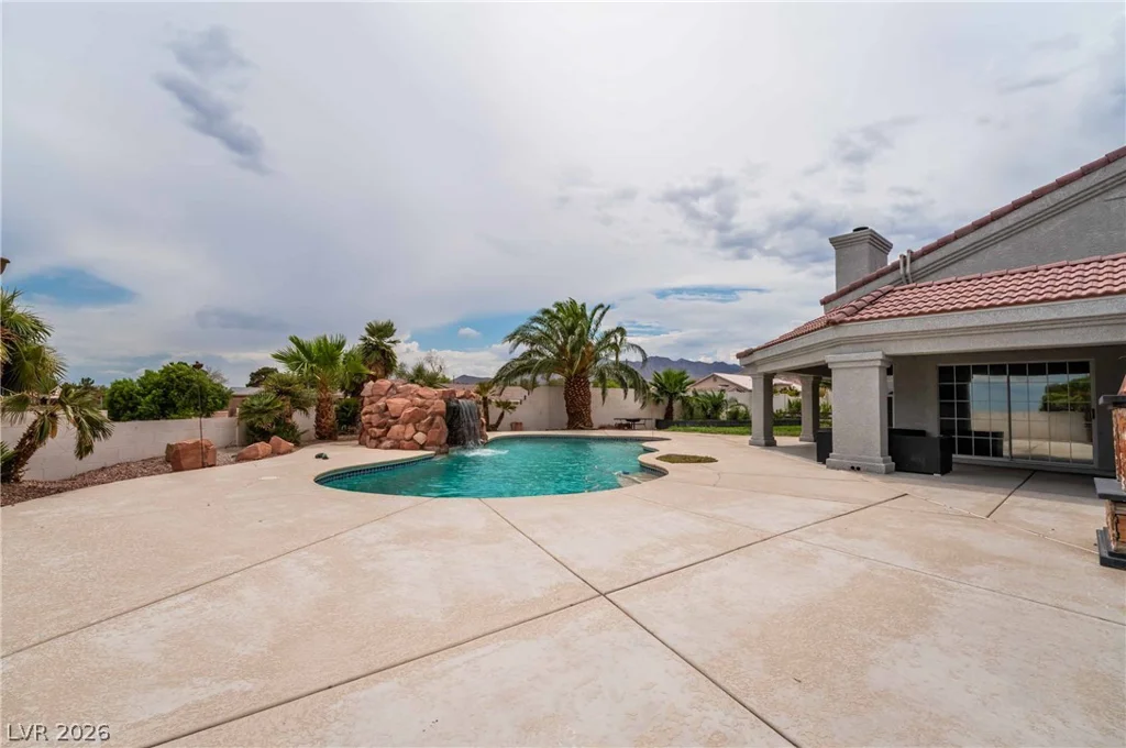 6315 Grand Canyon, Las Vegas, NV 89149