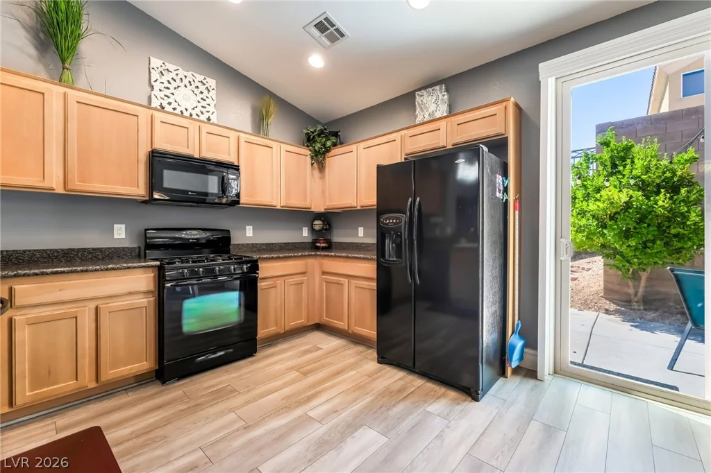 245 Spring Hollow, Las Vegas, NV 89148