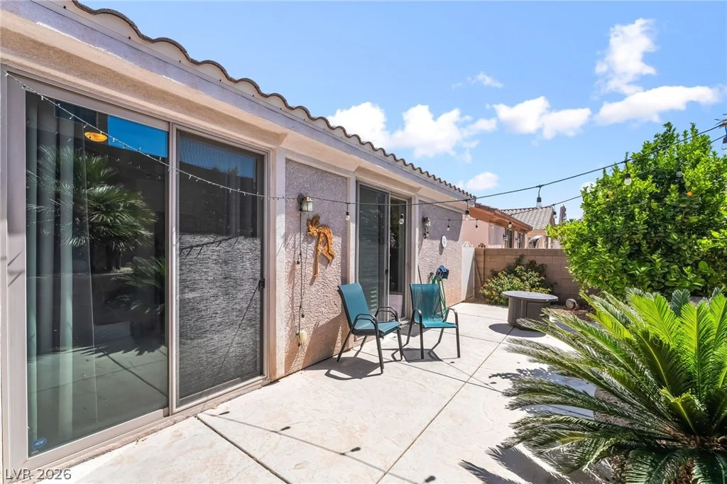 245 Spring Hollow, Las Vegas, NV 89148
