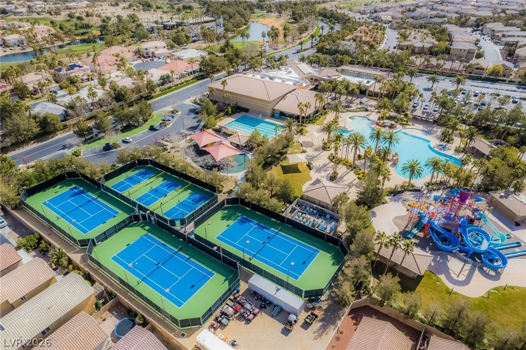245 Spring Hollow, Las Vegas, NV 89148