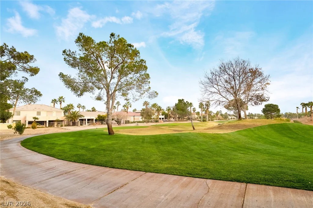 245 Spring Hollow, Las Vegas, NV 89148