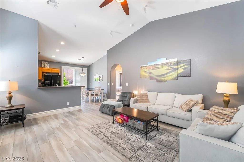 245 Spring Hollow, Las Vegas, NV 89148