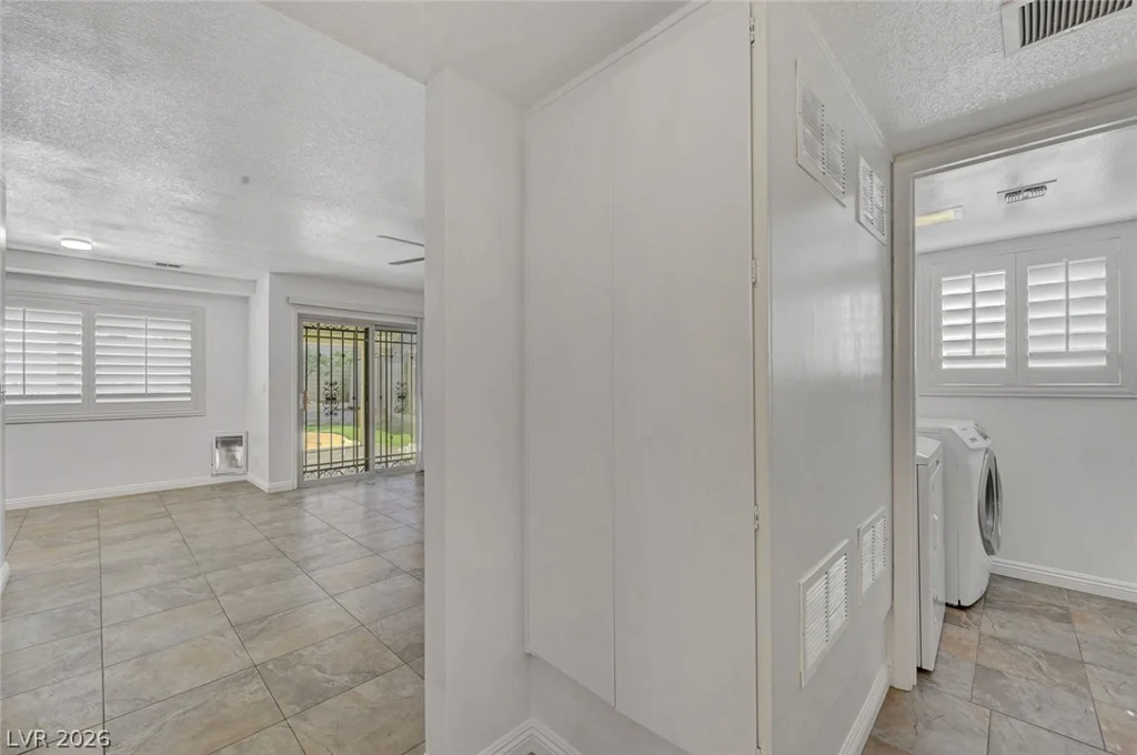 3137 Regal Oak, Henderson, NV 89014
