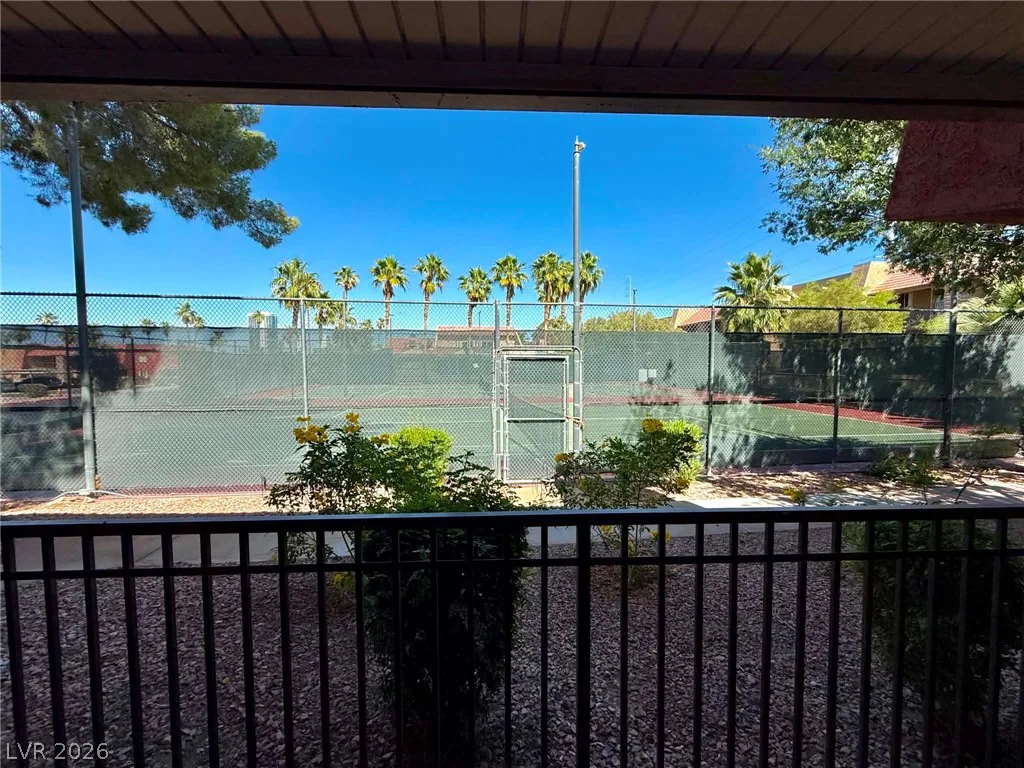 5185 Indian River, Las Vegas, NV 89103