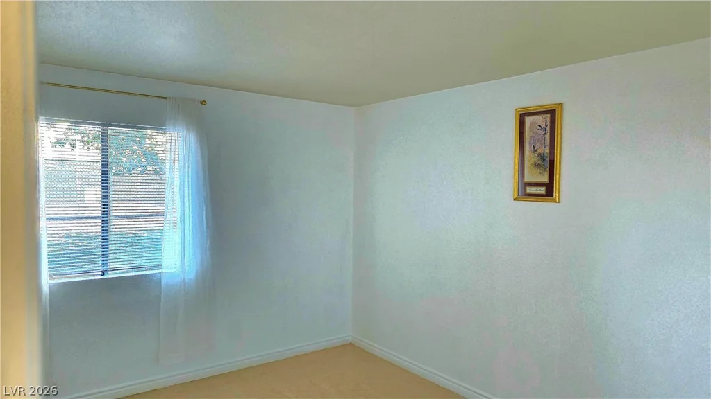 5185 Indian River, Las Vegas, NV 89103