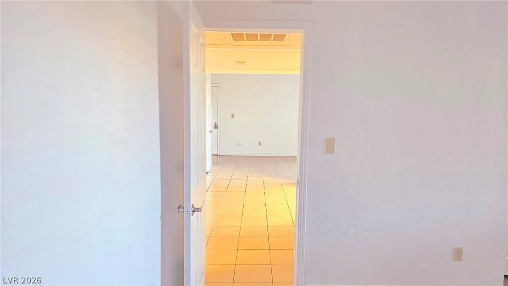 5185 Indian River, Las Vegas, NV 89103