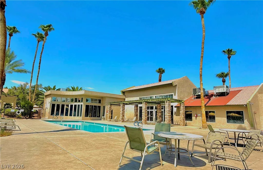 5185 Indian River, Las Vegas, NV 89103