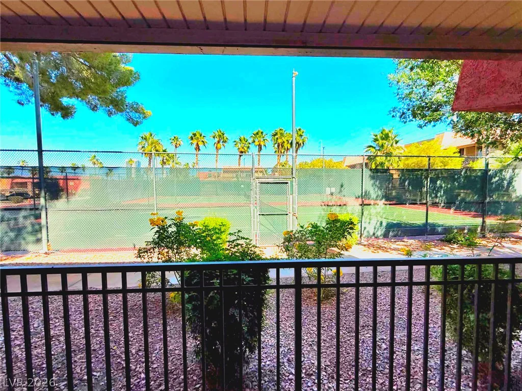 5185 Indian River, Las Vegas, NV 89103