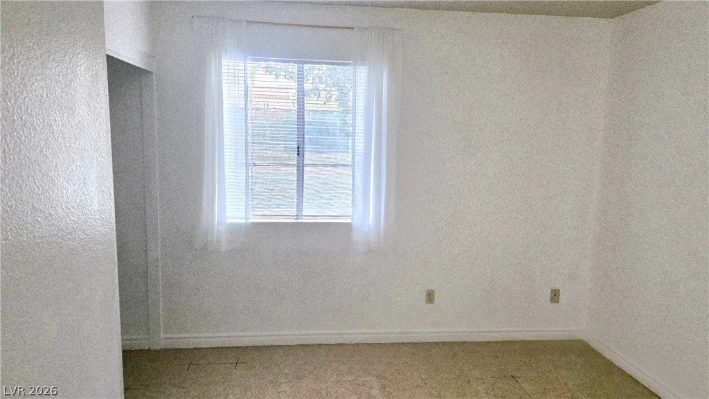 5185 Indian River, Las Vegas, NV 89103