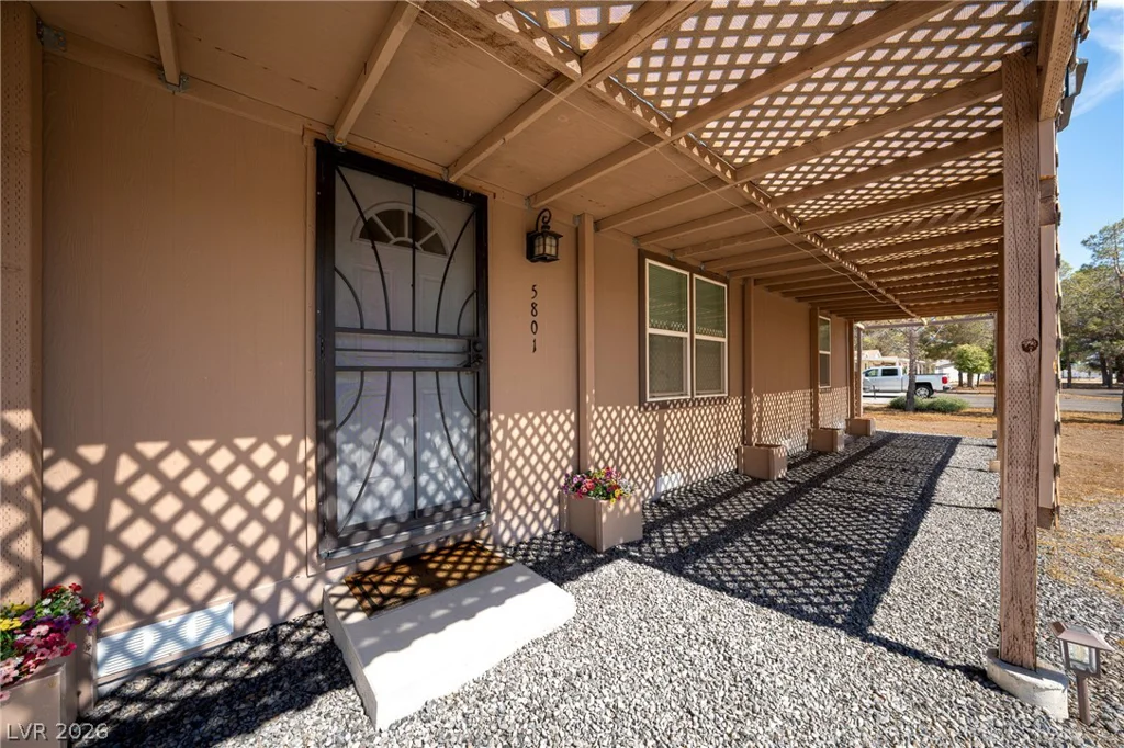 5801 Deanna, Pahrump, NV 89048
