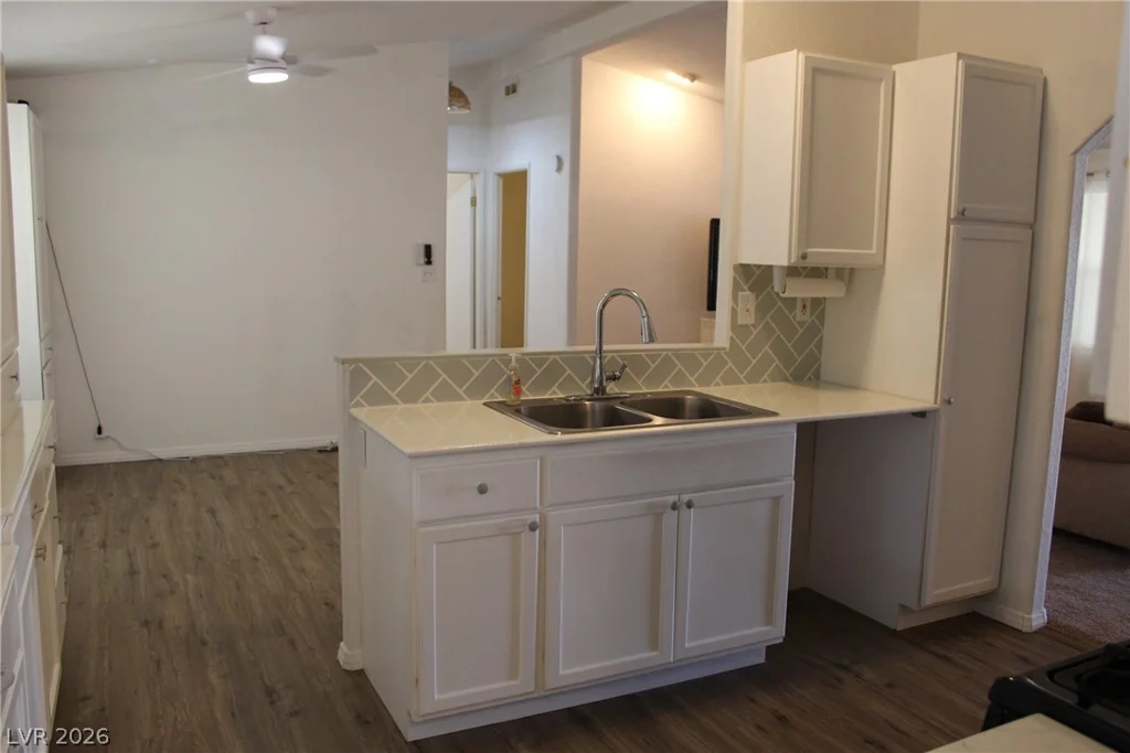 5801 Deanna, Pahrump, NV 89048