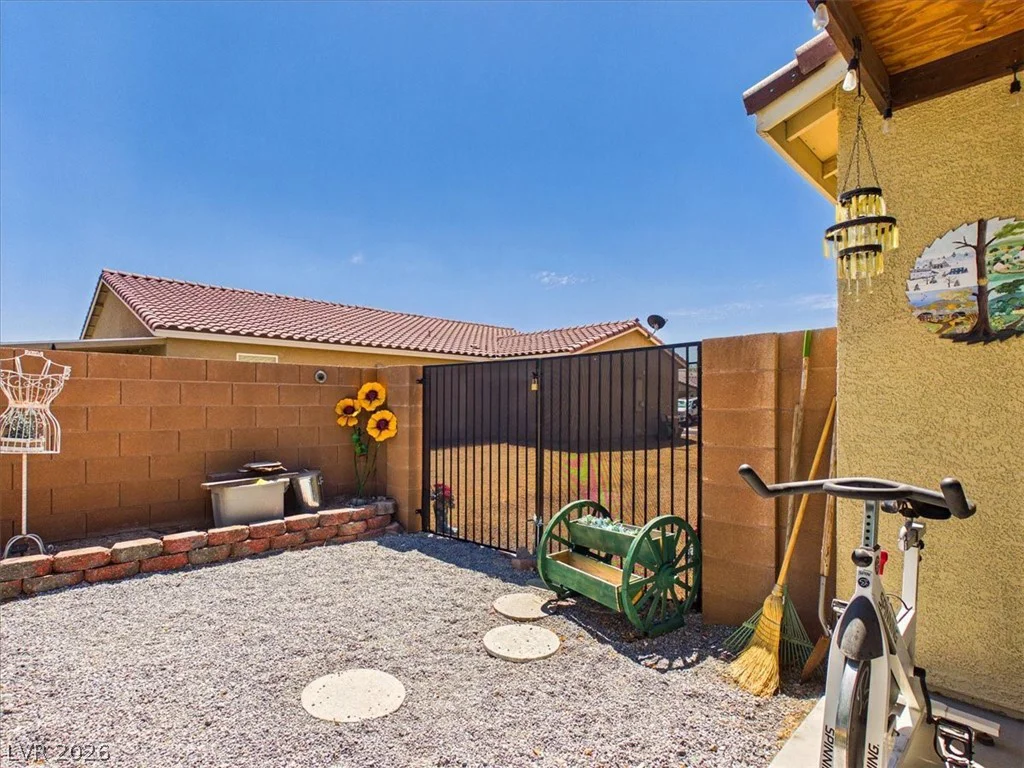 3806 Gunnison, Pahrump, NV 89061