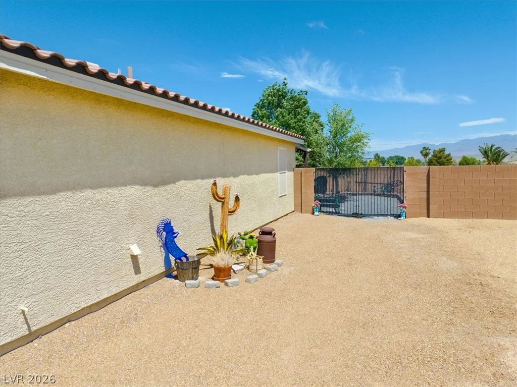 3806 Gunnison, Pahrump, NV 89061