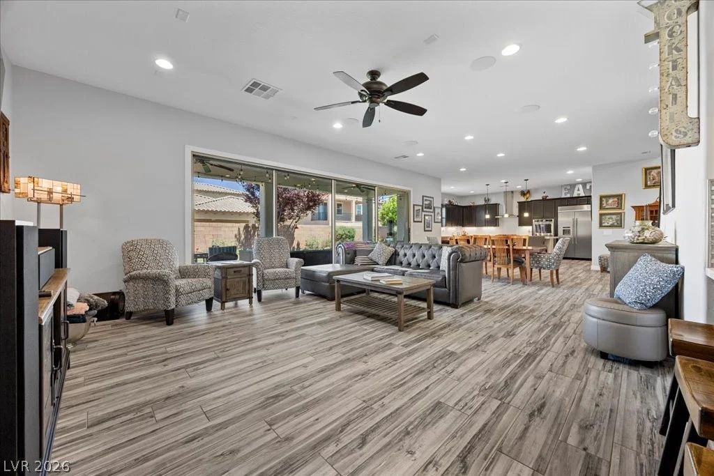 352 Dandelion Brook, Las Vegas, NV 89148
