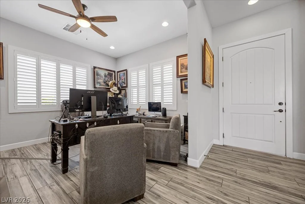 352 Dandelion Brook, Las Vegas, NV 89148