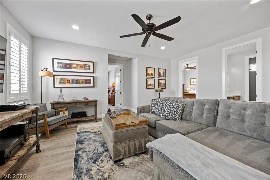352 Dandelion Brook, Las Vegas, NV 89148