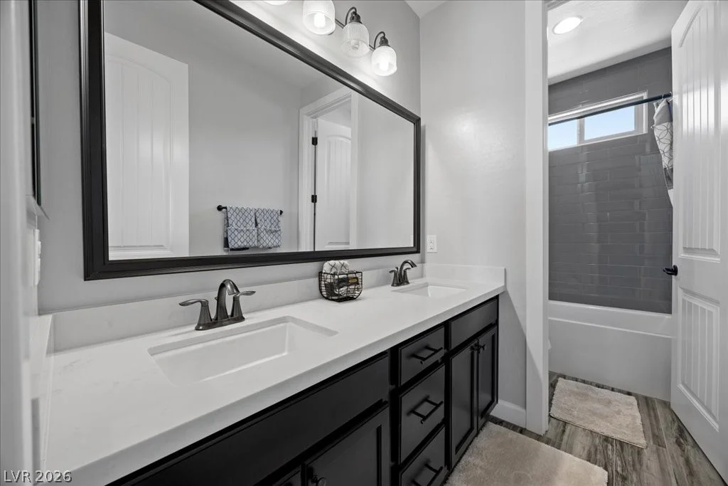 352 Dandelion Brook, Las Vegas, NV 89148