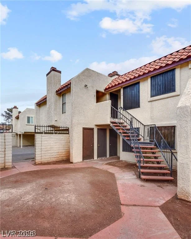 2120 Venus, North Las Vegas, NV 89030