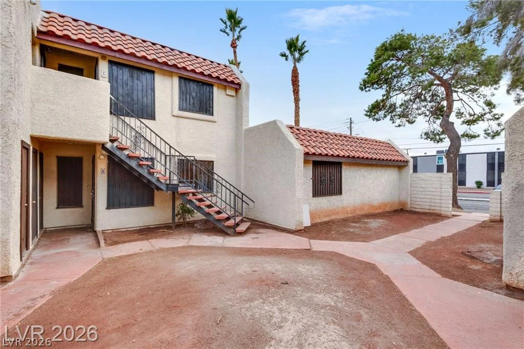 2120 Venus, North Las Vegas, NV 89030