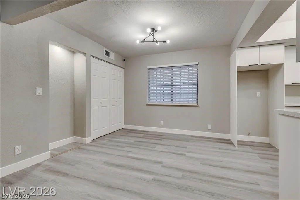 2120 Venus, North Las Vegas, NV 89030