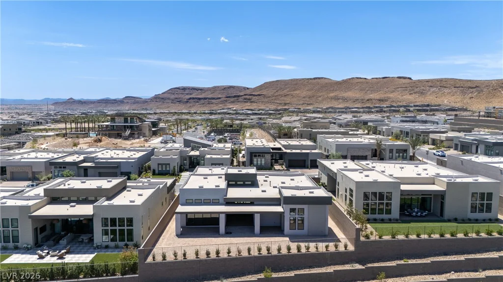 10950 Rossa Peak, Las Vegas, NV 89135