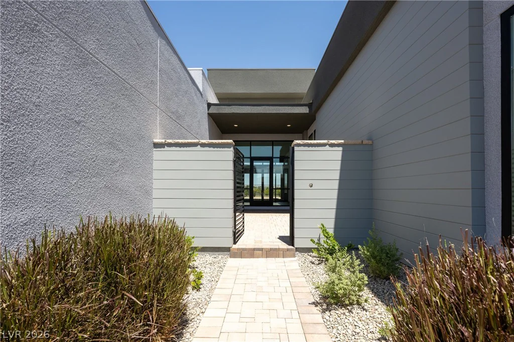 10950 Rossa Peak, Las Vegas, NV 89135