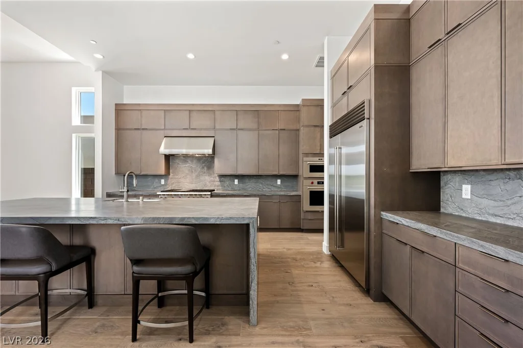 10950 Rossa Peak, Las Vegas, NV 89135