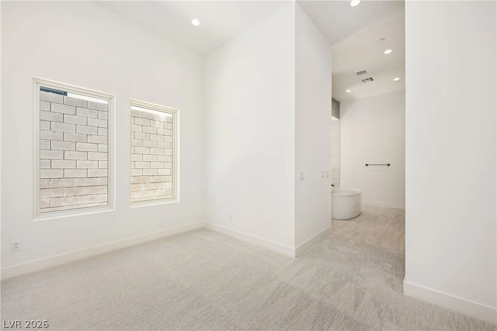 10950 Rossa Peak, Las Vegas, NV 89135
