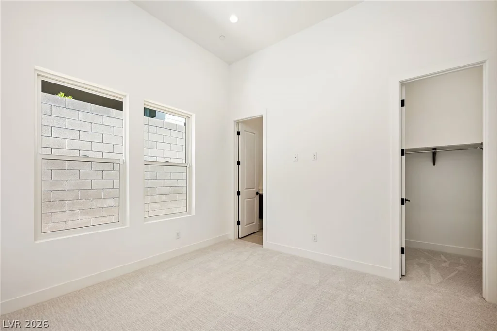 10950 Rossa Peak, Las Vegas, NV 89135
