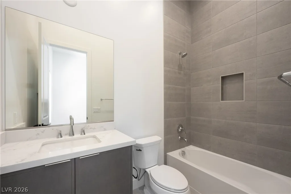 10950 Rossa Peak, Las Vegas, NV 89135