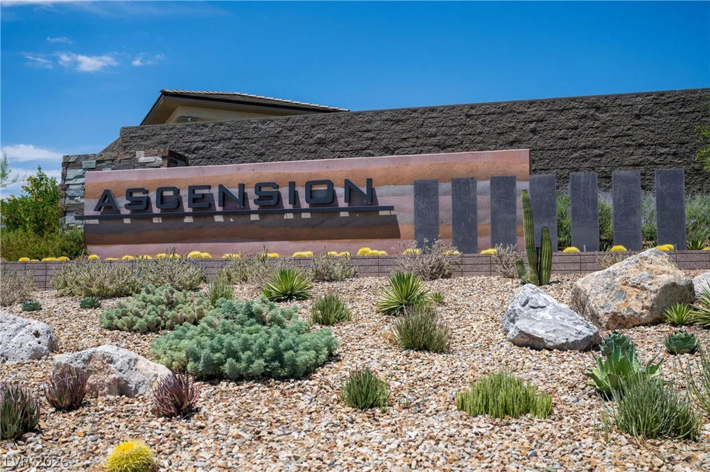 10950 Rossa Peak, Las Vegas, NV 89135