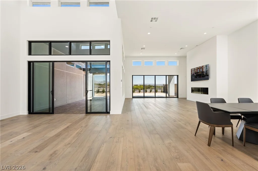 10950 Rossa Peak, Las Vegas, NV 89135