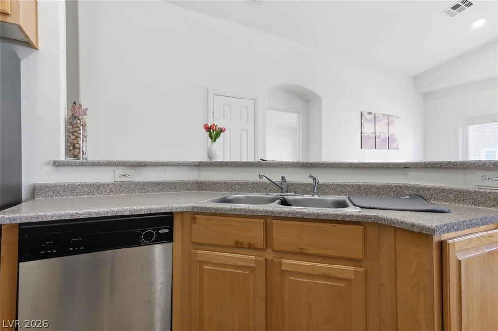 8745 Traveling Breeze, Las Vegas, NV 89178