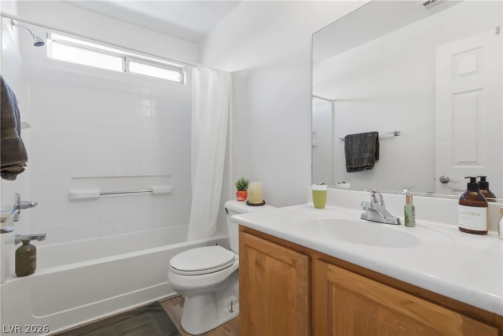 8745 Traveling Breeze, Las Vegas, NV 89178