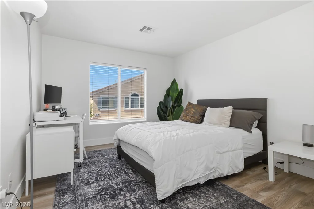8745 Traveling Breeze, Las Vegas, NV 89178