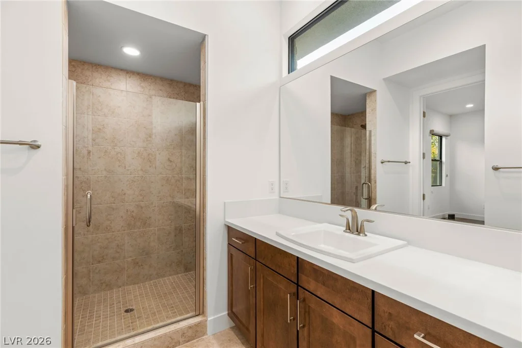 15 Gemstar, Las Vegas, NV 89135